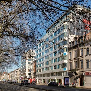 https://flat-hotel-midi-33.brusselshotelsbook.com